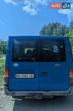 Микроавтобус Ford Transit 2004 в 