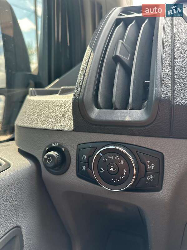 Грузовой фургон Ford Transit 2016 в Кропивницком