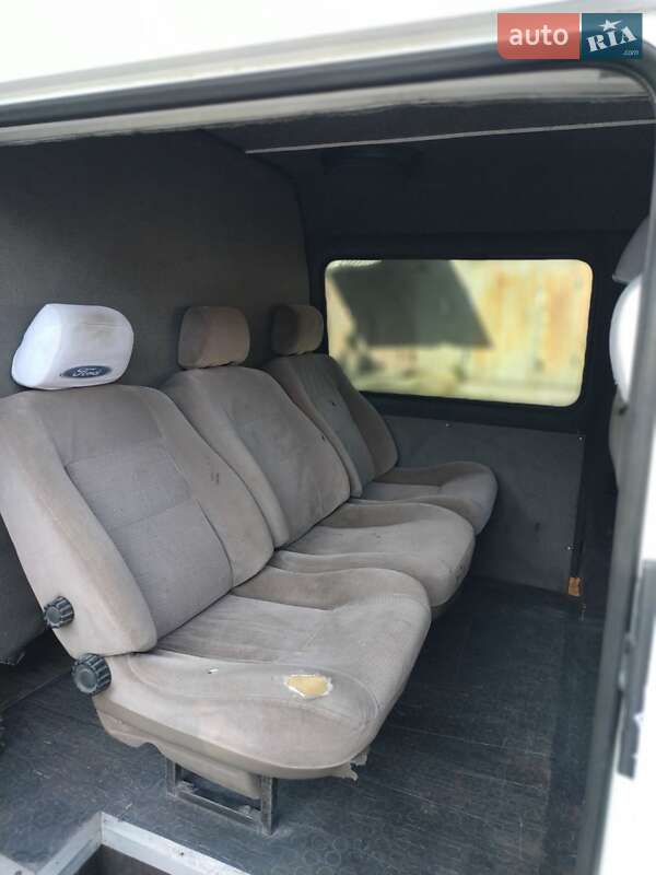 Грузопассажирский фургон Ford Transit 2000 в Каменском