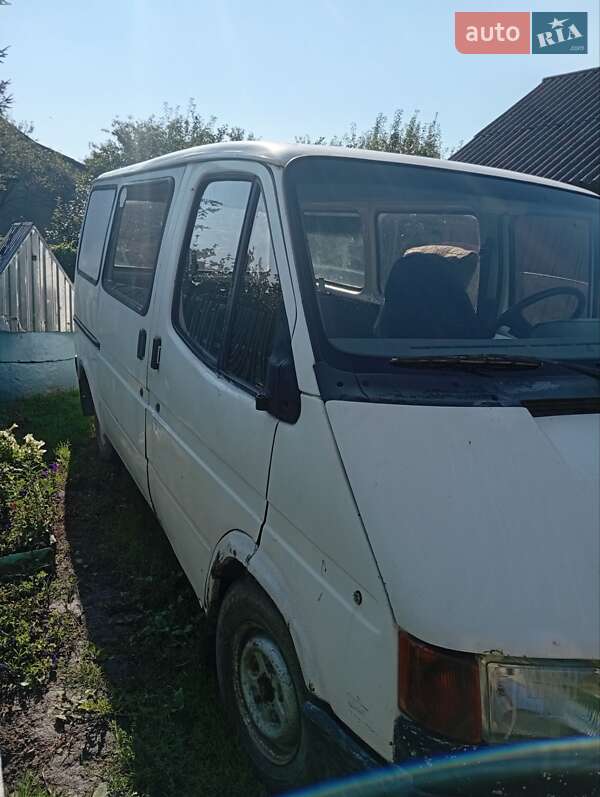 Другие грузовики Ford Transit 1986 в Самборе
