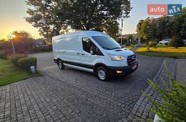 Грузовой фургон Ford Transit 2019 в 