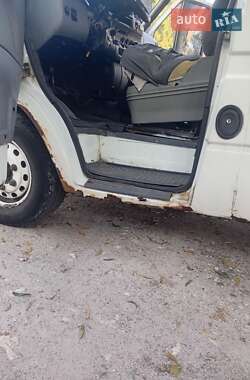 Грузовой фургон Ford Transit 1995 в 