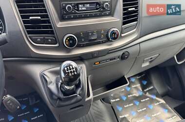 Грузовой фургон Ford Transit 2021 в 