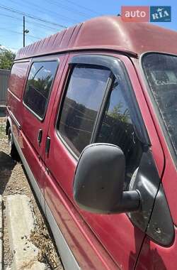 Грузопассажирский фургон Ford Transit 1999 в 