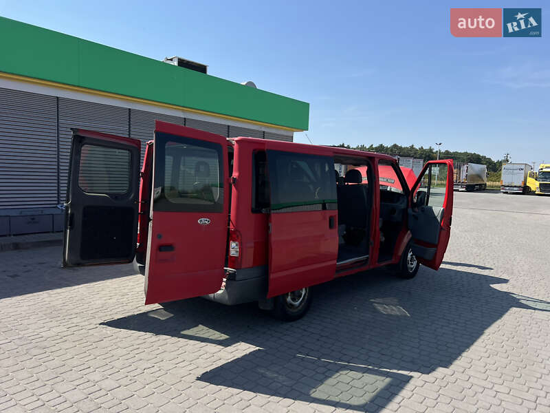 Микроавтобус Ford Transit 2008 в Рава-Русской