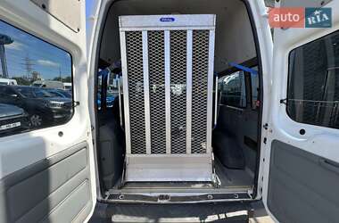 Грузопассажирский фургон Ford Transit 2013 в 