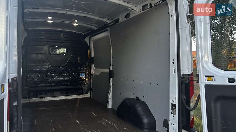 Вантажний фургон Ford Transit 2020 в Києві