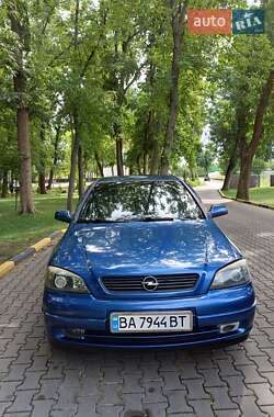 Грузопассажирский фургон Ford Transit 2005 в 