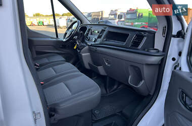 Грузовой фургон Ford Transit 2020 в 