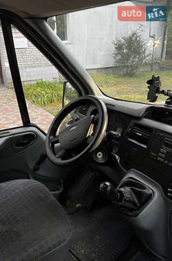 Грузовой фургон Ford Transit 2008 в 