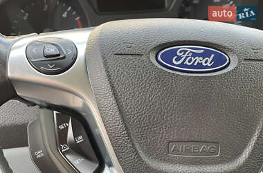 Вантажний фургон Ford Transit 2018 в 