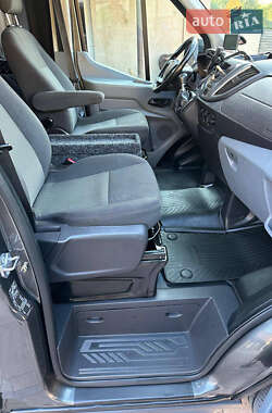 Вантажопасажирський фургон Ford Transit 2017 в 