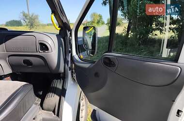 Грузопассажирский фургон Ford Transit 2006 в 