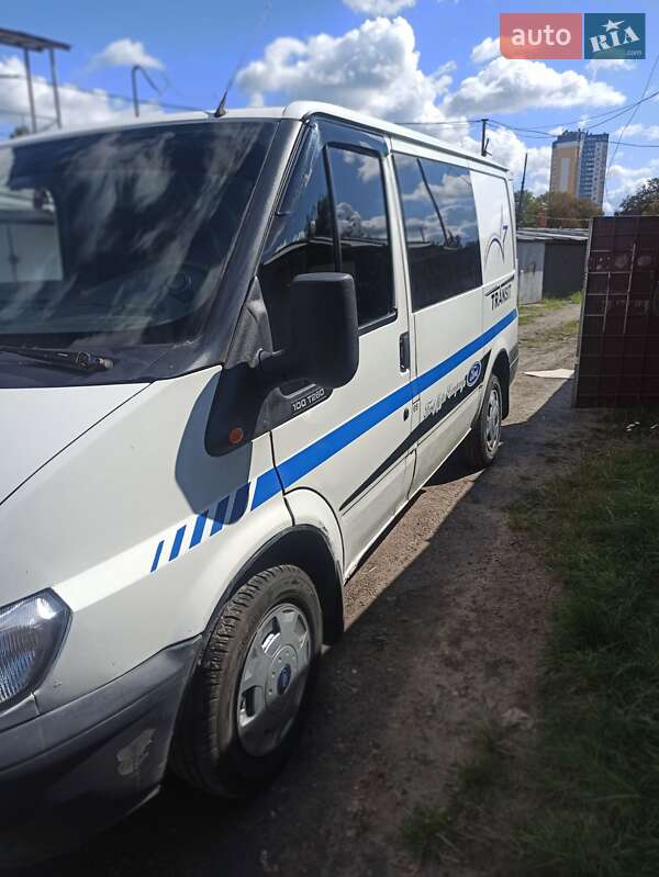 Микроавтобус Ford Transit 2005 в Киеве