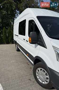 Грузопассажирский фургон Ford Transit 2016 в 