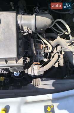 Грузовой фургон Ford Transit 2010 в  фото 3 Грузовой фургон Ford Transit 2010 в