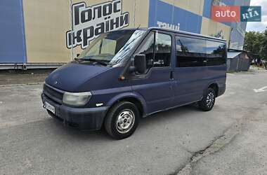 Грузопассажирский фургон Ford Transit 2002 в 