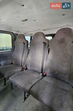 Грузопассажирский фургон Ford Transit 2002 в 