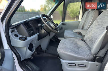 Грузовой фургон Ford Transit 2010 в 