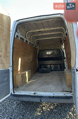 Грузовой фургон Ford Transit 2010 в 