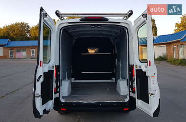 Грузовой фургон Ford Transit 2020 в 