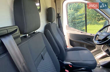 Вантажний фургон Ford Transit 2021 в 