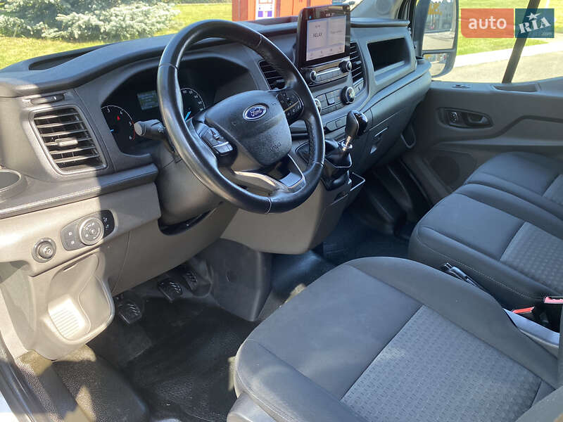 Грузовой фургон Ford Transit 2021 в Ирпене