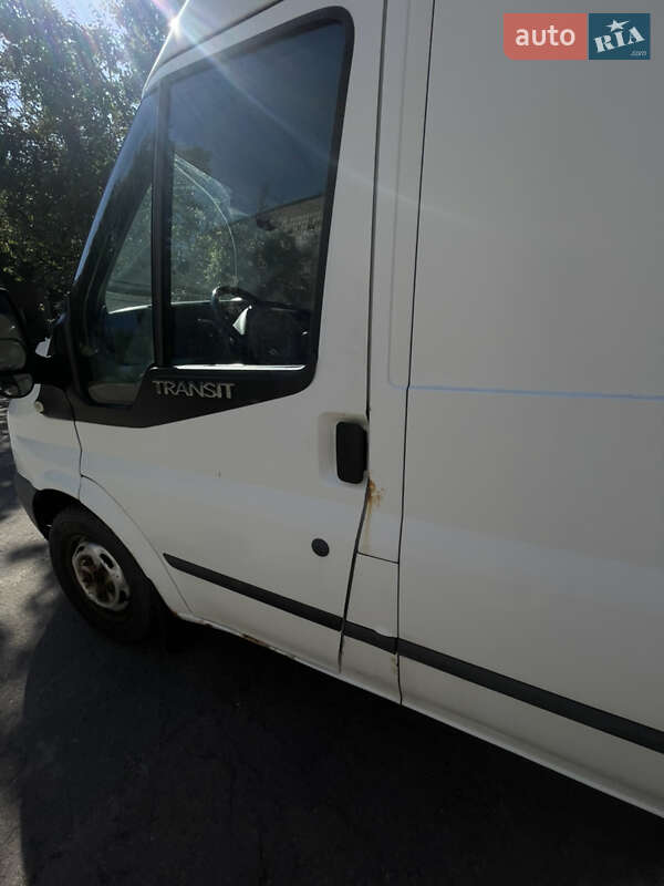 Грузовой фургон Ford Transit 2013 в Киеве фото 3 Грузовой фургон Ford Transit 2013 в Киеве