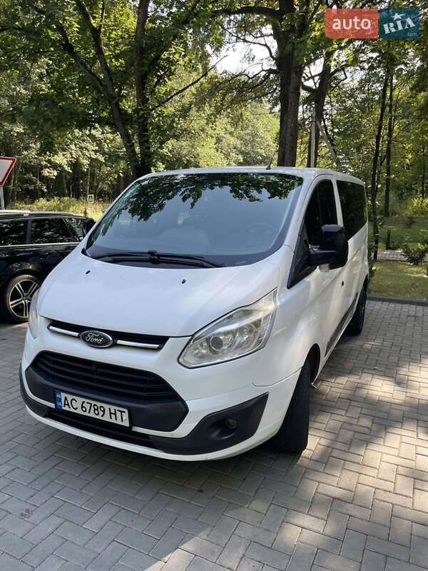 Минивэн Ford Transit 2013 в Киверцах