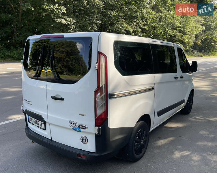 Минивэн Ford Transit 2013 в Киверцах