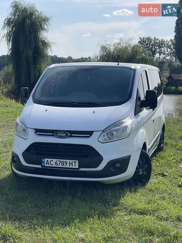 Минивэн Ford Transit 2013 в Киверцах