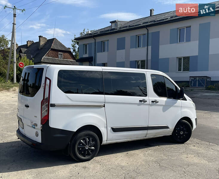 Минивэн Ford Transit 2013 в Киверцах
