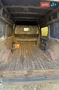 Вантажопасажирський фургон Ford Transit 2003 в 