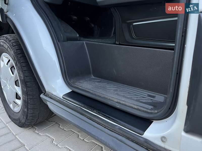 Вантажний фургон Ford Transit 2016 в Кам'янці фото 25 Вантажний фургон Ford Transit 2016 в Кам'янці