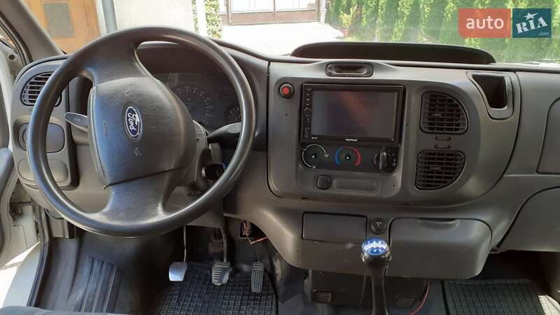 Микроавтобус Ford Transit 2000 в Виноградове фото 14 Микроавтобус Ford Transit 2000 в Виноградове