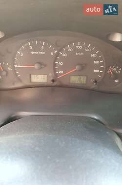 Грузовой фургон Ford Transit 2006 в 