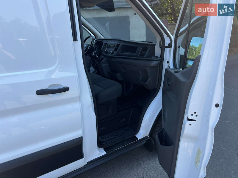 Грузовой фургон Ford Transit 2019 в Киеве