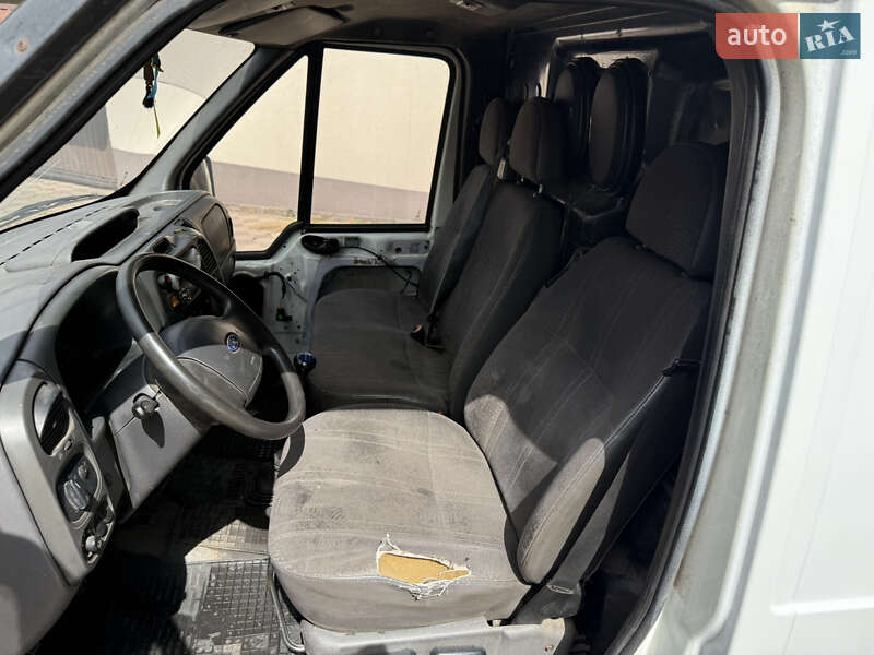 Грузовой фургон Ford Transit 2005 в Днепре