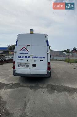 Вантажний фургон Ford Transit 2010 в 
