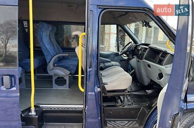 Микроавтобус Ford Transit 2006 в 
