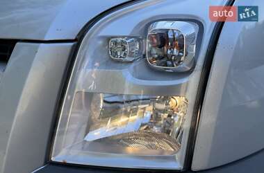 Грузовой фургон Ford Transit 2011 в 