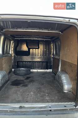 Грузовой фургон Ford Transit 2003 в 