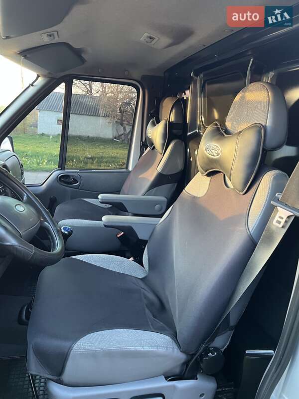 Вантажний фургон Ford Transit 2003 в Первомайську