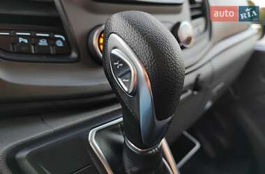 Грузовой фургон Ford Transit 2021 в 