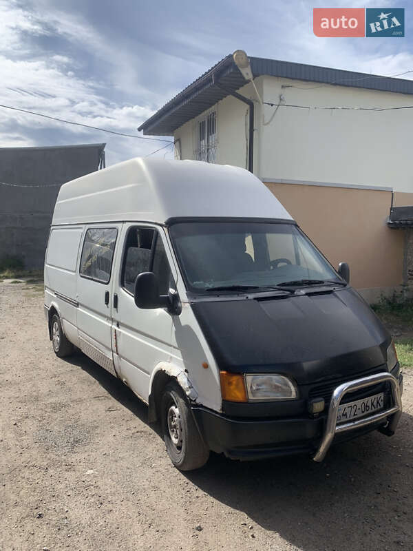 Грузопассажирский фургон Ford Transit 1998 в 