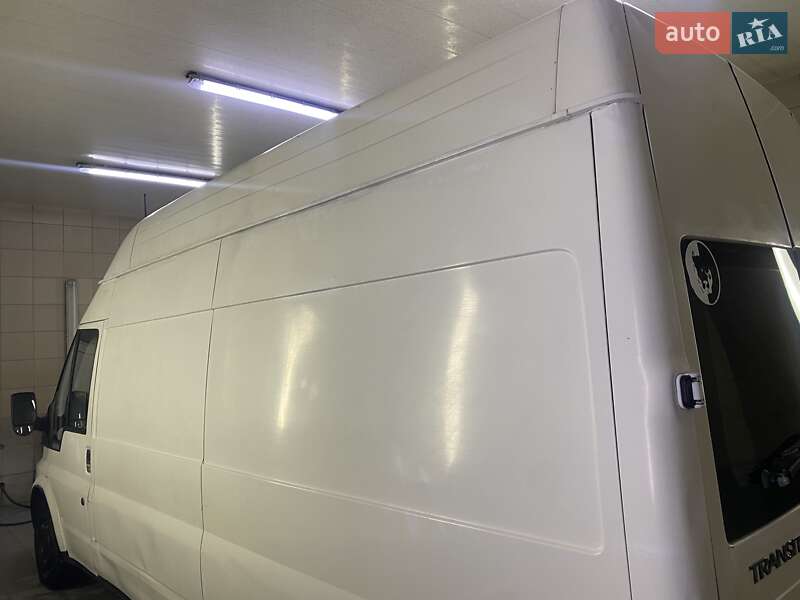 Вантажний фургон Ford Transit 2006 в Умані