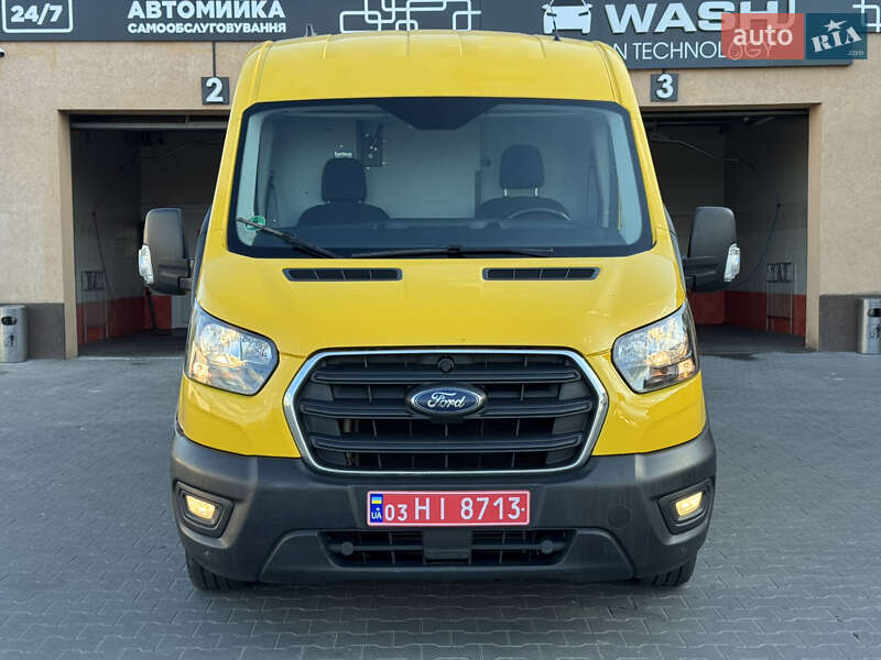 Грузовой фургон Ford Transit 2021 в Ирпене