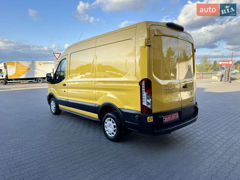 Грузовой фургон Ford Transit 2021 в Ирпене