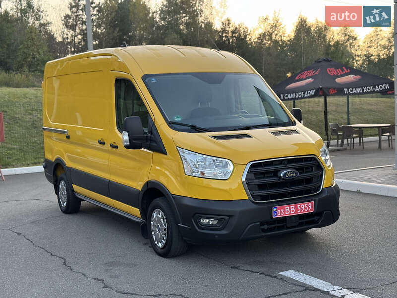 Грузовой фургон Ford Transit 2020 в Ирпене
