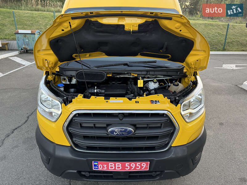 Грузовой фургон Ford Transit 2020 в Ирпене